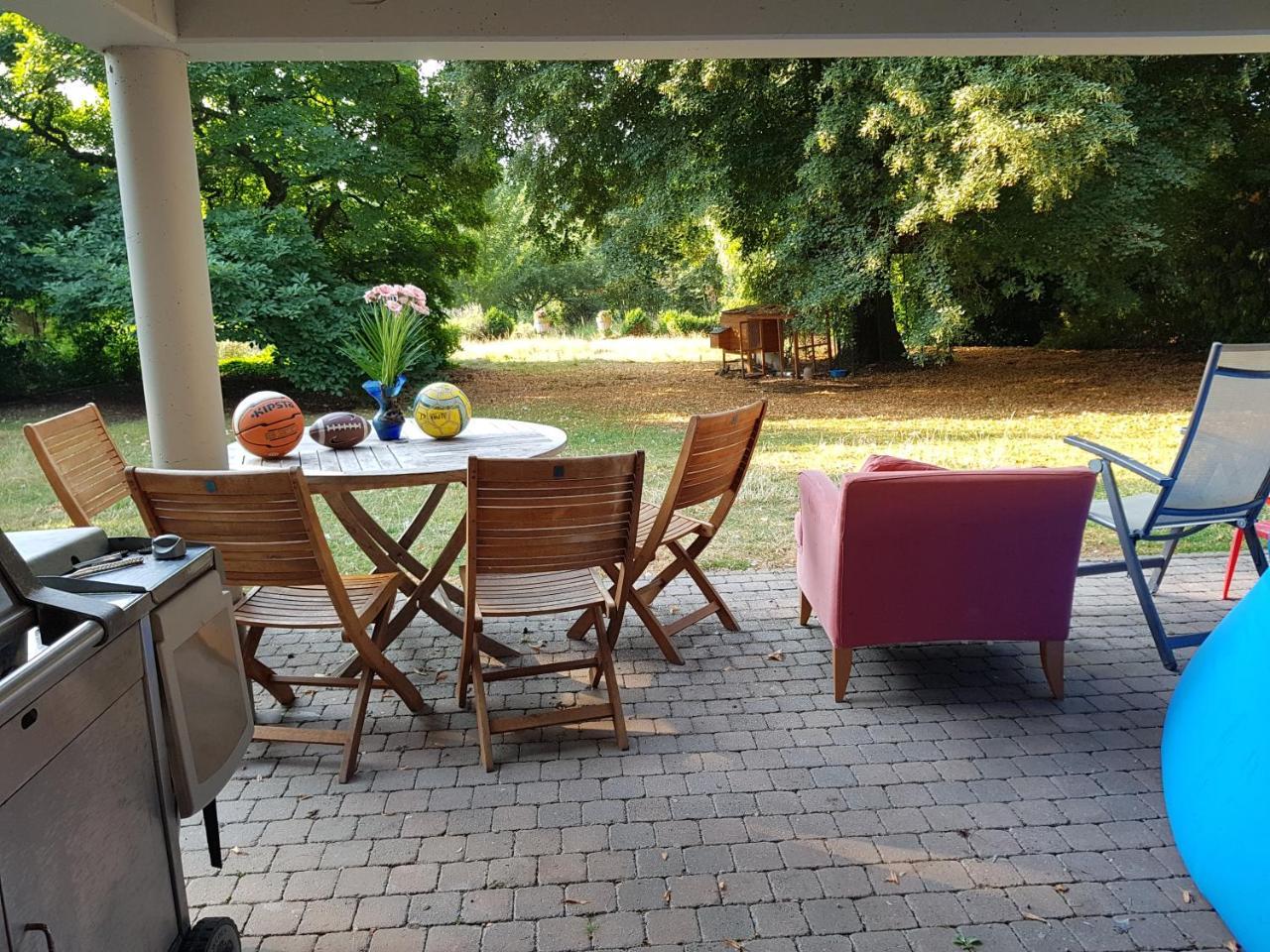 Chateau Lambert Moulinsart Hotel, Shuttle Airport, Long Term Parking, Snooker, Large Terrasse, Dinner, Breakfast Charleroi Exterior photo