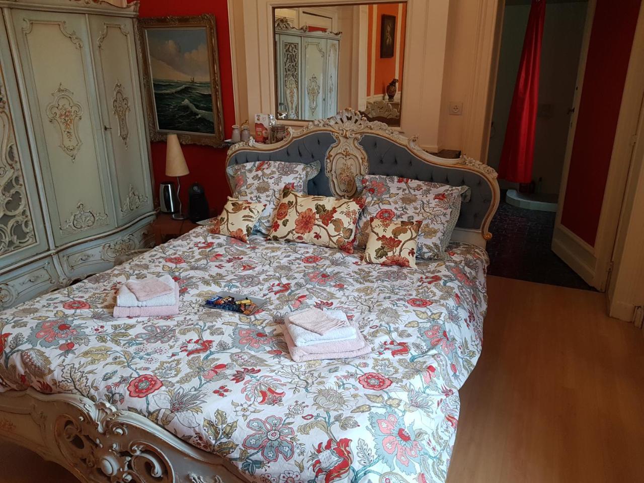 Chateau Lambert Moulinsart Hotel, Shuttle Airport, Long Term Parking, Snooker, Large Terrasse, Dinner, Breakfast Charleroi Exterior photo