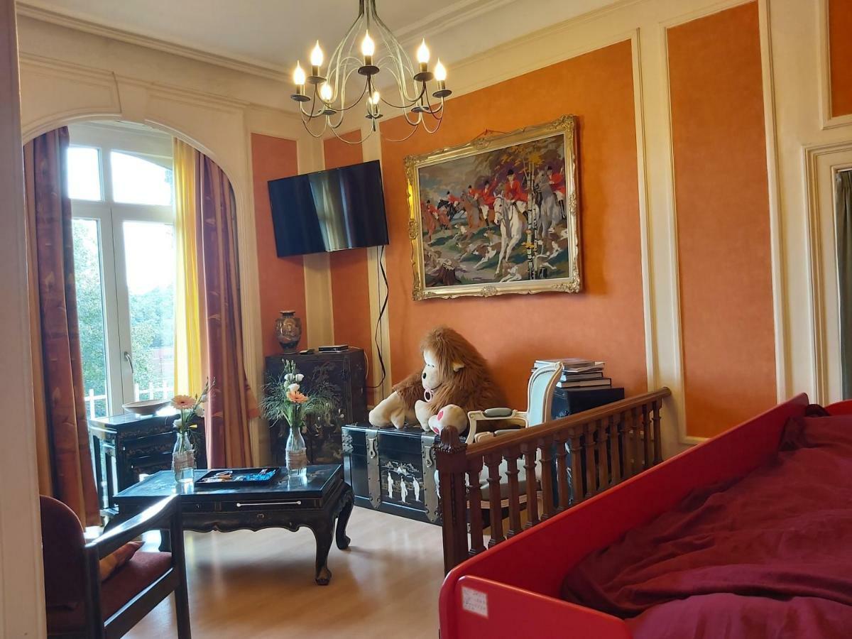 Chateau Lambert Moulinsart Hotel, Shuttle Airport, Long Term Parking, Snooker, Large Terrasse, Dinner, Breakfast Charleroi Exterior photo